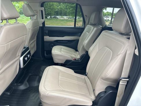 Used 2022 Ford Expedition Max Limited AWD/4WD image 22