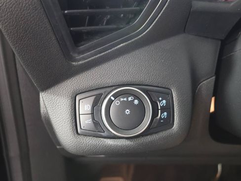 Used 2018 Ford Escape SE FWD image 22