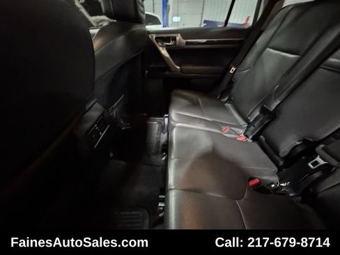 Used 2016 Lexus GX 460 image 35