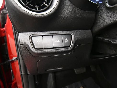 Certified 2019 Kia Forte LXS FWD image 18