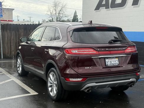 Used 2019 Lincoln MKC Select image 21