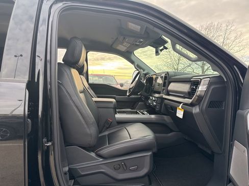 New 2026 Ford F250 Lariat w/ Black Appearance Package AWD/4WD image 20