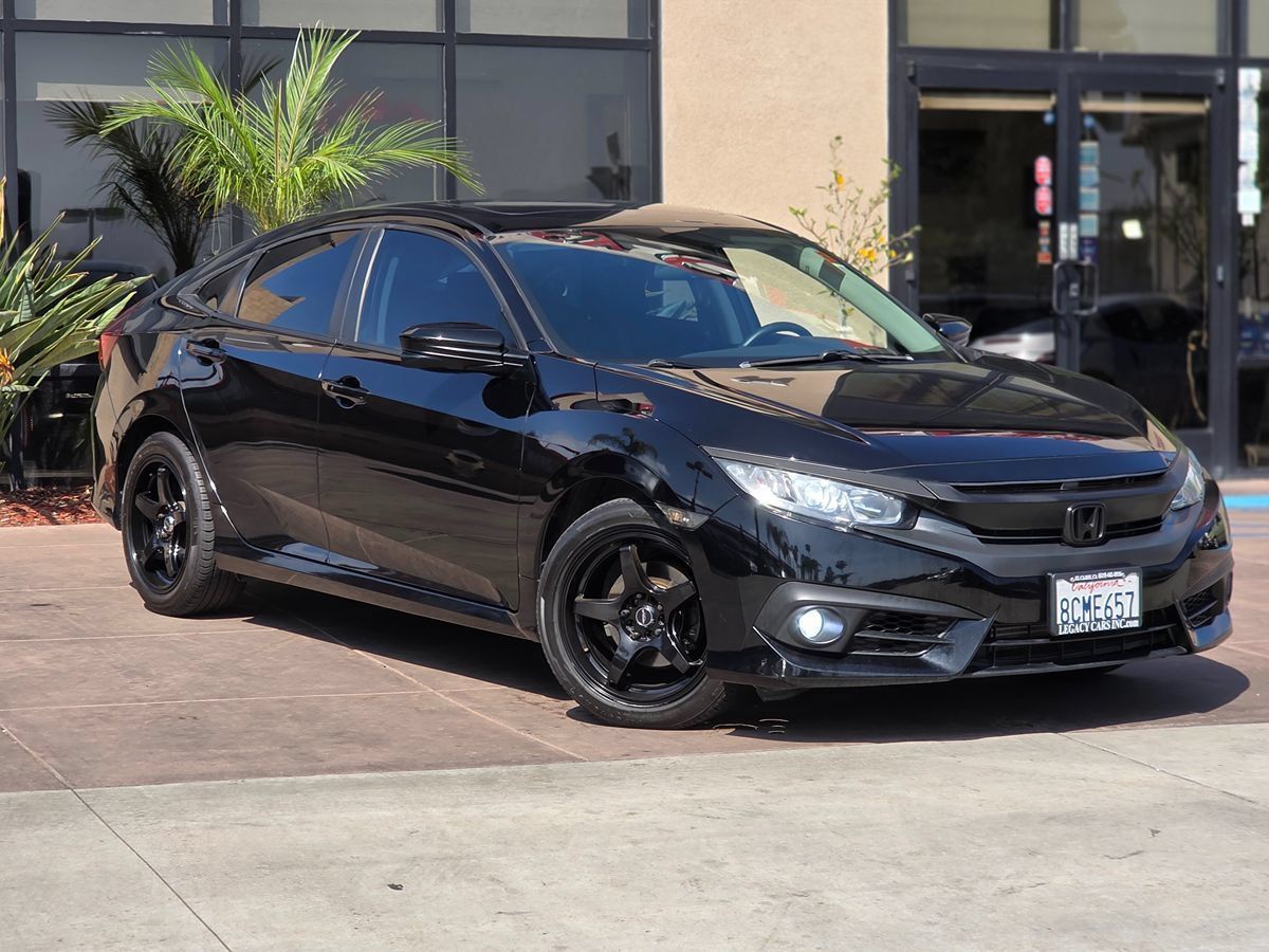 Used 2018 Honda Civic EX-T image 3