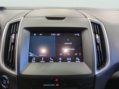 Used 2017 Ford Edge SEL w/ Equipment Group 201A AWD/4WD image 11