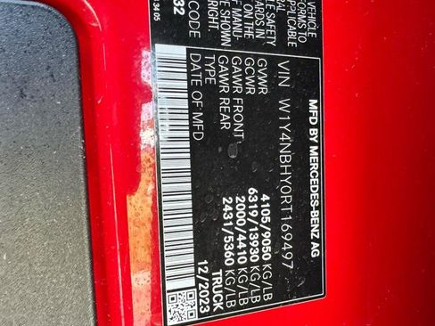 Used 2024 Mercedes-Benz Sprinter 2500 image 36