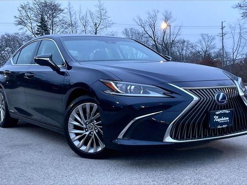 Used 2019 Lexus ES 300h 300h Luxury image 35