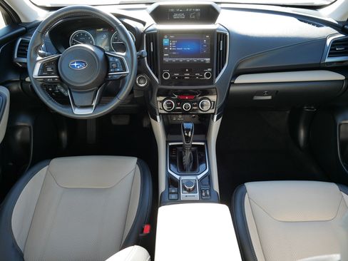 Used 2024 Subaru Forester Limited w/ Convenience Package image 10