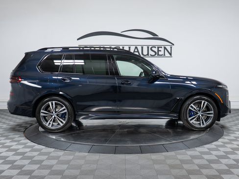 New 2027 BMW X7 xDrive40i w/ M Sport Package AWD/4WD image 4