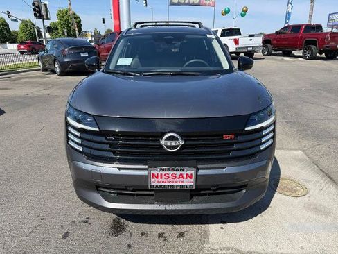 New 2026 Nissan Kicks SR w/ Cold Weather Package FWD image 2