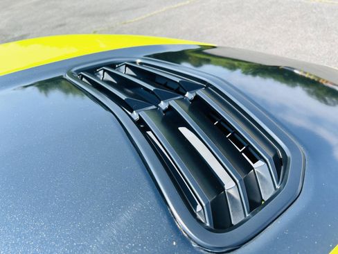 Used 2021 Chevrolet Camaro SS image 18