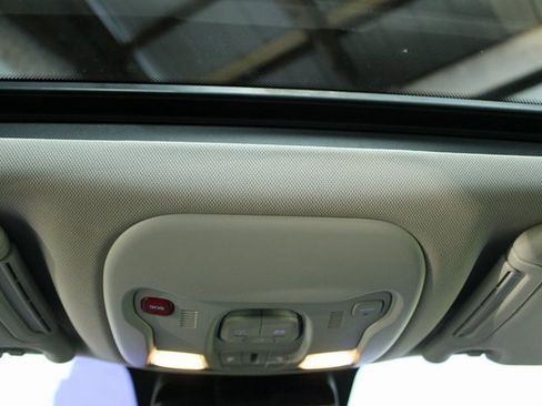 Used 2020 Jeep Renegade Limited image 20