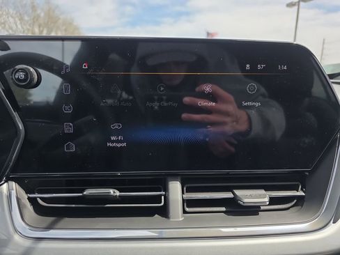 New 2026 Chevrolet Trax LT w/ Driver Confidence Package image 19