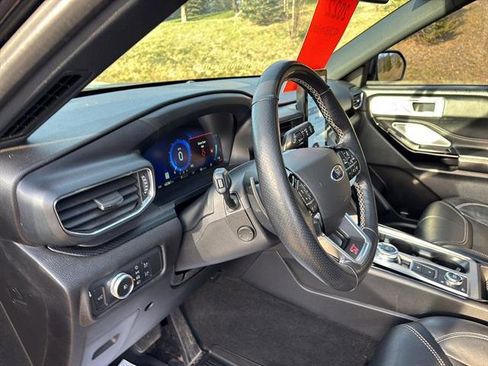 Certified 2022 Ford Explorer ST w/ Equipment Group 401A image 13