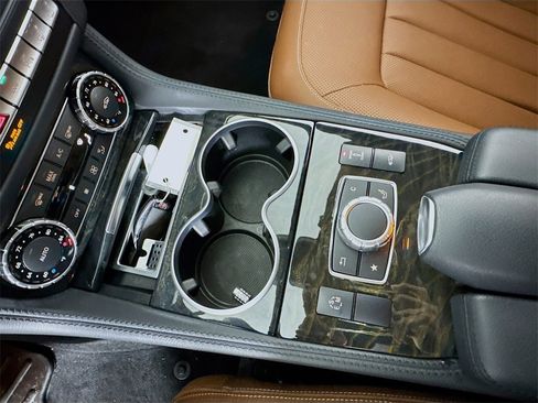 Used 2018 Mercedes-Benz CLS 550 4MATIC w/ Premium 2 Package image 22