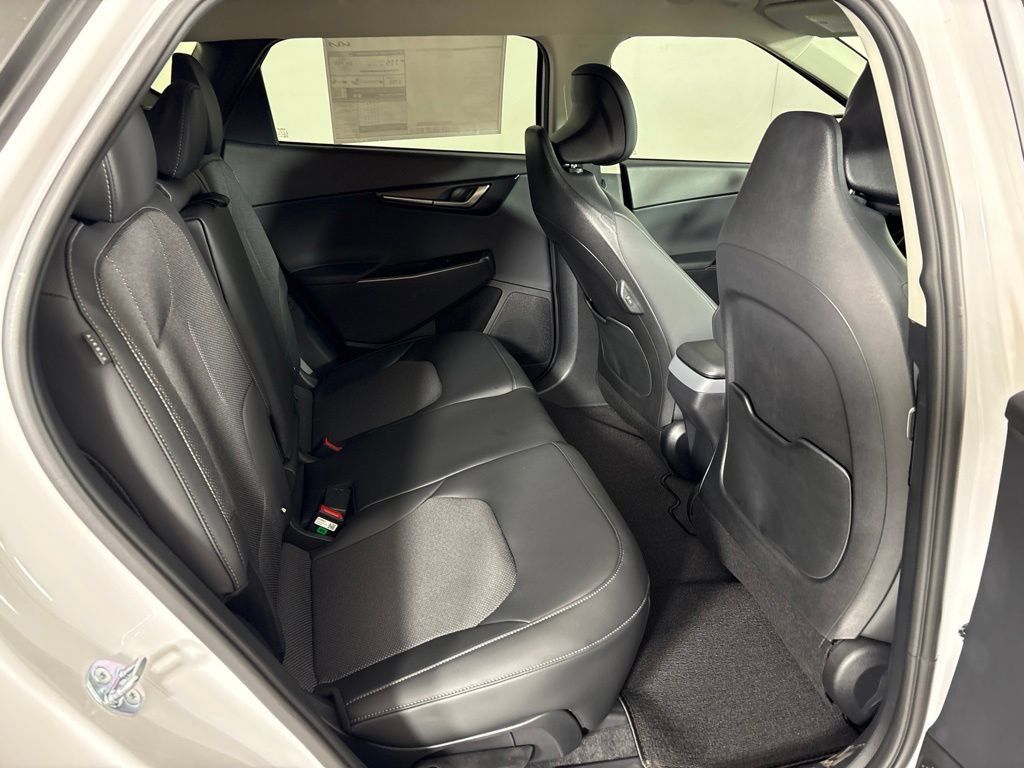New 2026 Kia EV6 Light RWD image 18