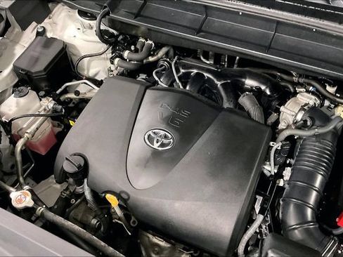 Used 2022 Toyota Highlander Limited AWD/4WD image 37