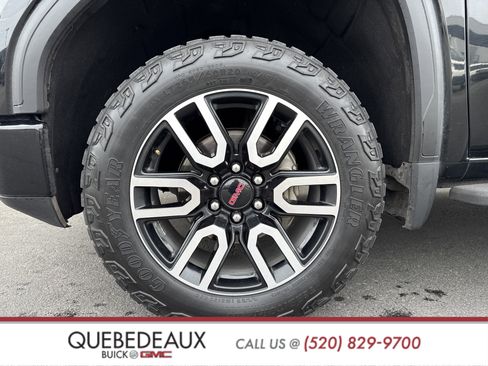 Used 2022 GMC Sierra 1500 AT4 w/ AT4 Premium Package image 5
