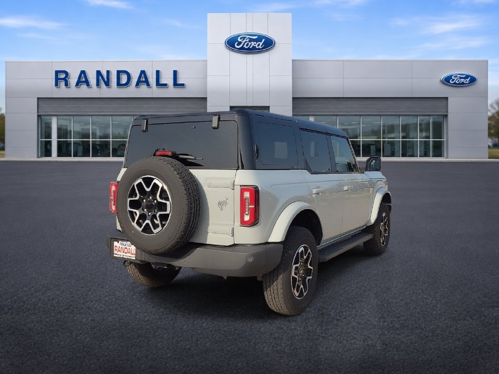 Used 2024 Ford Bronco Outer Banks AWD/4WD image 5