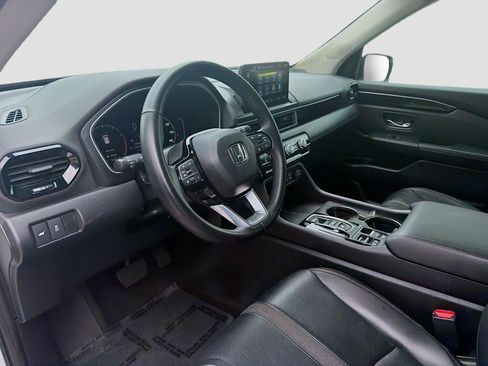 Certified 2023 Honda Pilot EX-L image 9