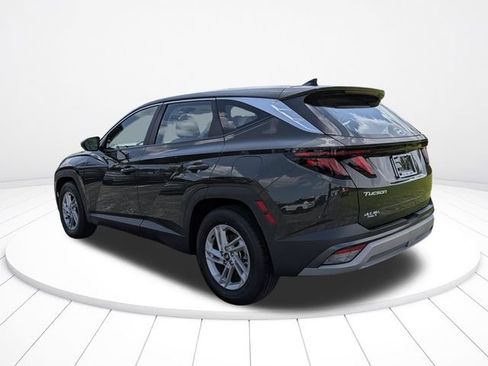 Used 2025 Hyundai Tucson SE FWD image 5