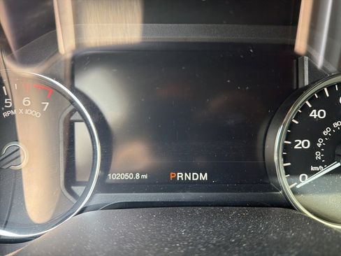 Used 2019 Ford F150 Lariat w/ FX4 Off-Road Package image 12