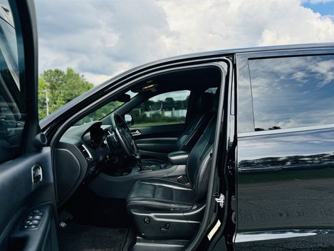 Used 2019 Dodge Durango R/T RWD image 3