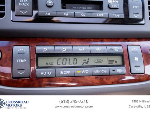 Used 2002 Toyota Camry XLE w/ Pkg 8 FWD image 14