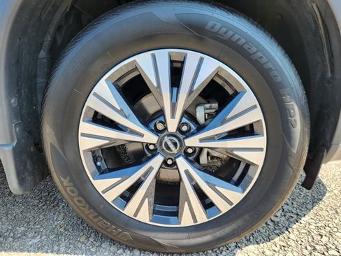 Certified 2023 Nissan Rogue SV w/ SV Premium B Package AWD/4WD image 20
