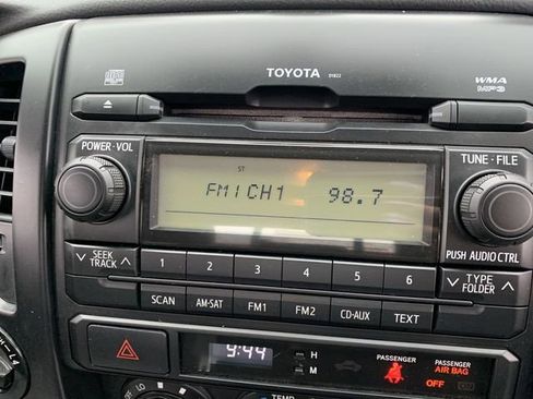 Used 2012 Toyota Tacoma 4x4 Regular Cab image 19