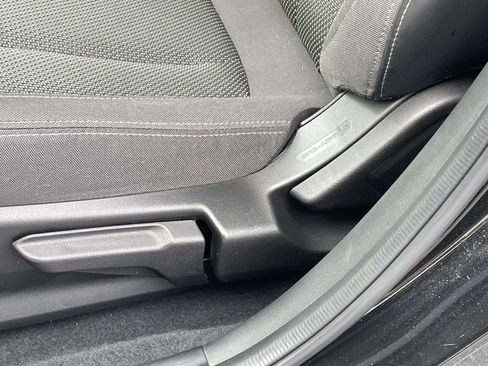 Certified 2024 Subaru Crosstrek 2.0i Premium w/ Crosstrek Mirror Package AWD/4WD image 7