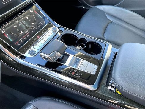 Used 2023 Audi Q7 3.0T Prestige image 18