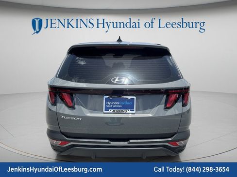 Certified 2024 Hyundai Tucson SE FWD image 6