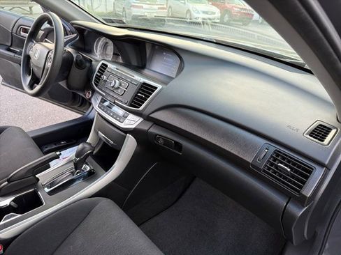 Used 2013 Honda Accord EX image 22