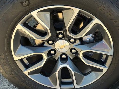 Certified 2023 Chevrolet Silverado 1500 LT image 13