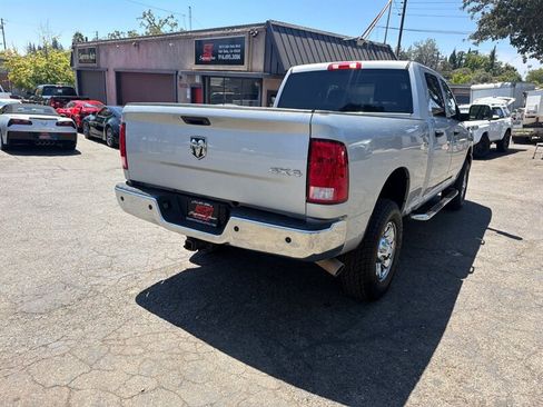 Used 2016 RAM 2500 Tradesman w/ Chrome Appearance Group AWD/4WD image 9