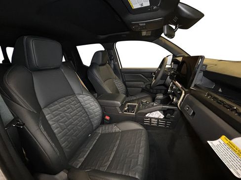 New 2026 Toyota Tacoma TRD Off-Road AWD/4WD image 15