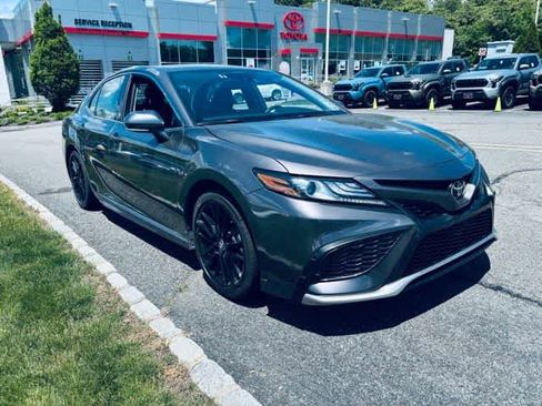 Used 2023 Toyota Camry XSE FWD image 17