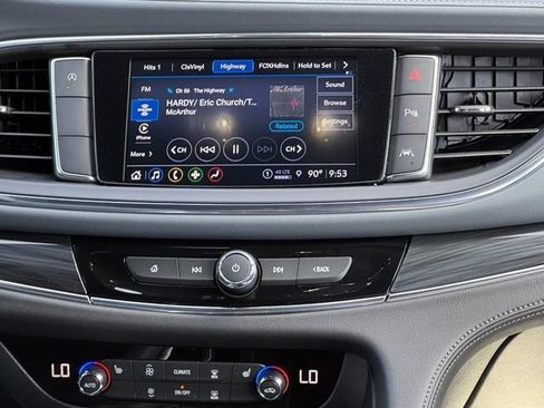 Used 2024 Buick Enclave Essence FWD image 14