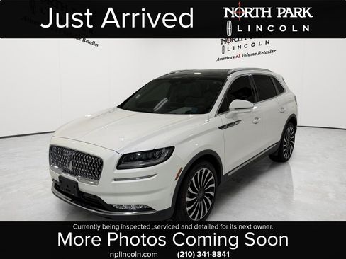 Used 2022 Lincoln Nautilus Black Label w/ Cargo Utility Package AWD/4WD image 1