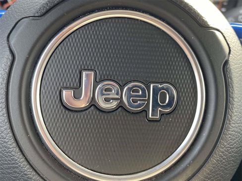 Used 2021 Jeep Wrangler Unlimited Sport image 31