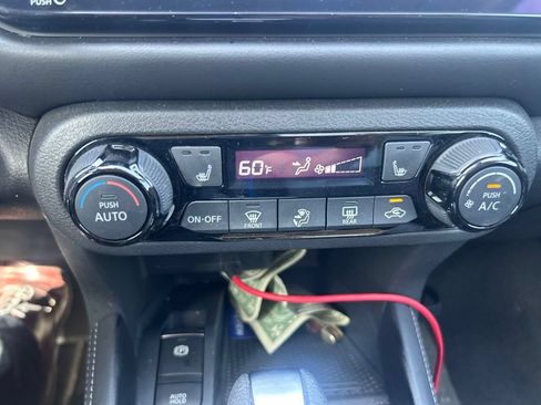Certified 2024 Nissan Kicks SR w/ SR Premium Package FWD image 15