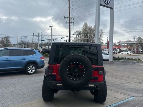 Used 2016 Jeep Wrangler Sport image 9