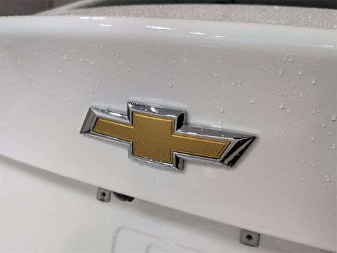 Used 2025 Chevrolet Malibu LT image 13