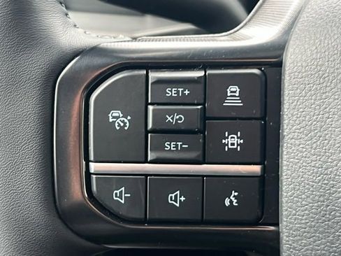 New 2025 Ford F150 Platinum w/ FX4 Off-Road Package image 13