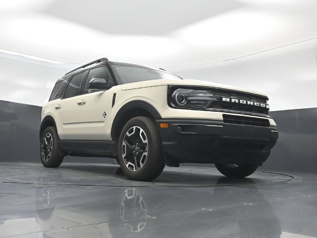 Certified 2024 Ford Bronco Sport Outer Banks AWD/4WD image 44