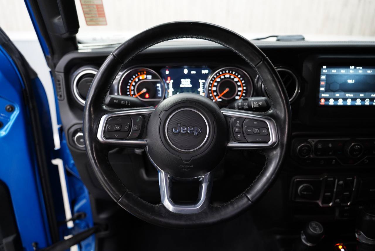 Used 2021 Jeep Wrangler Unlimited Sahara AWD/4WD image 12