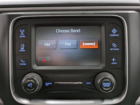 Used 2016 RAM 2500 Tradesman w/ Chrome Appearance Group AWD/4WD image 13