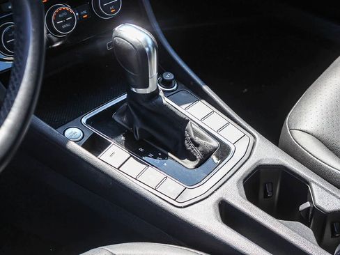 Used 2019 Volkswagen Jetta SEL image 26