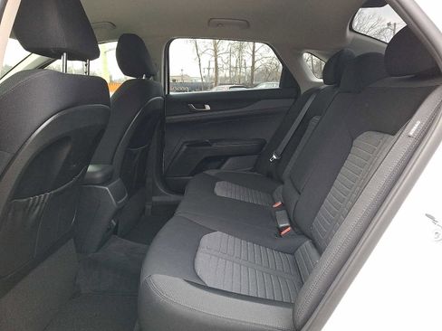 Used 2025 Kia K5 LXS image 10