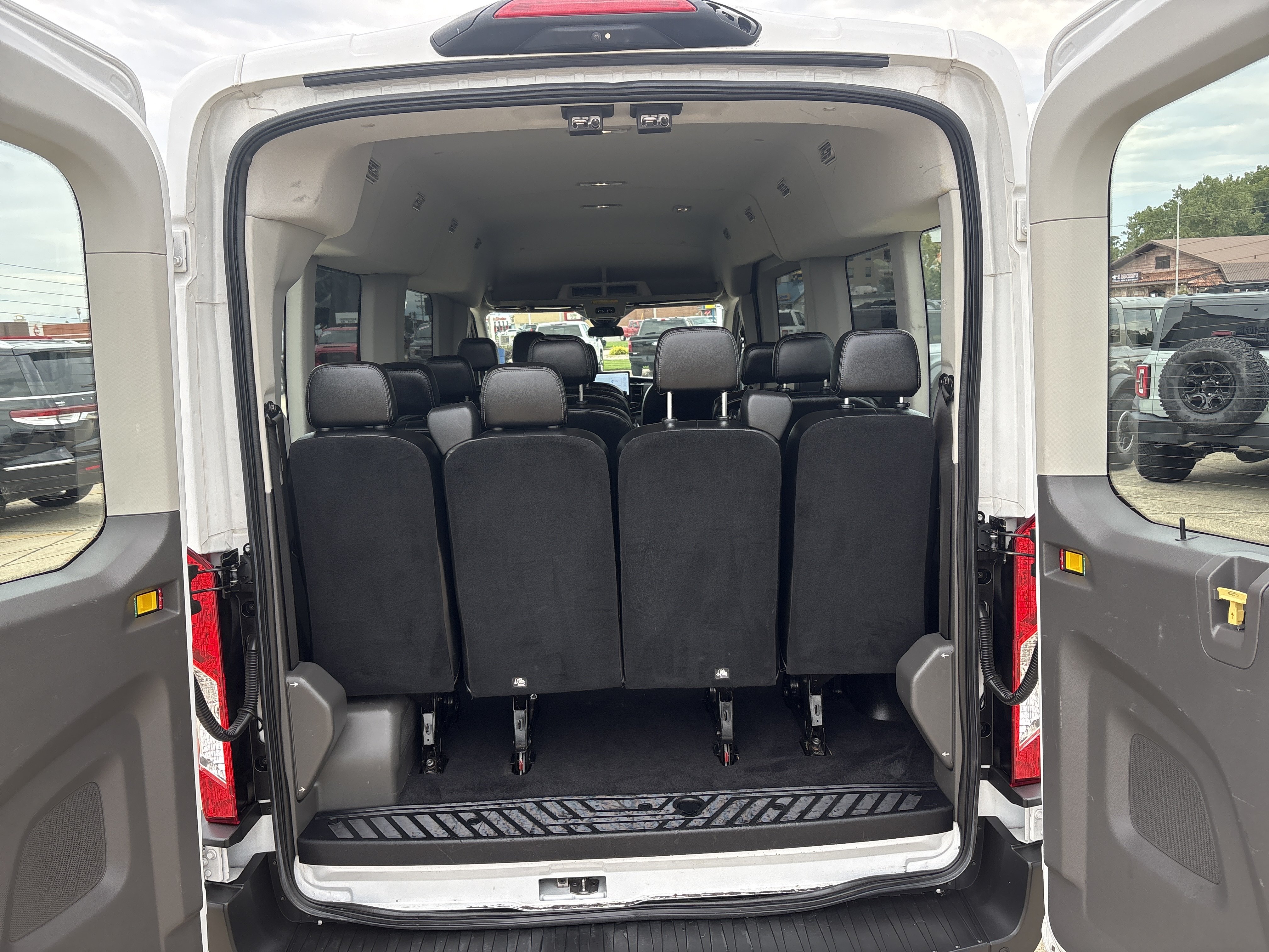 Used 2023 Ford Transit 350 XLT AWD/4WD image 6